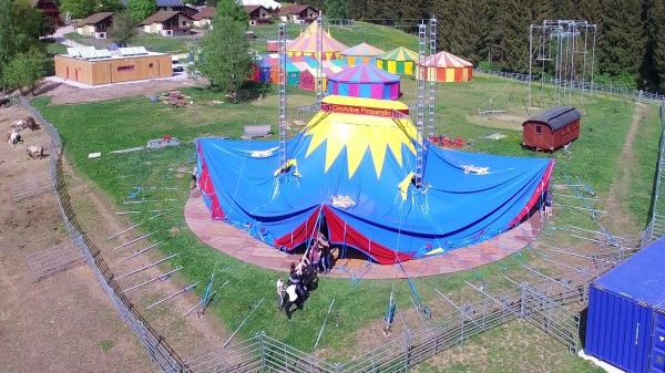 B06 CircArtive Haus - Hof - Pimparello